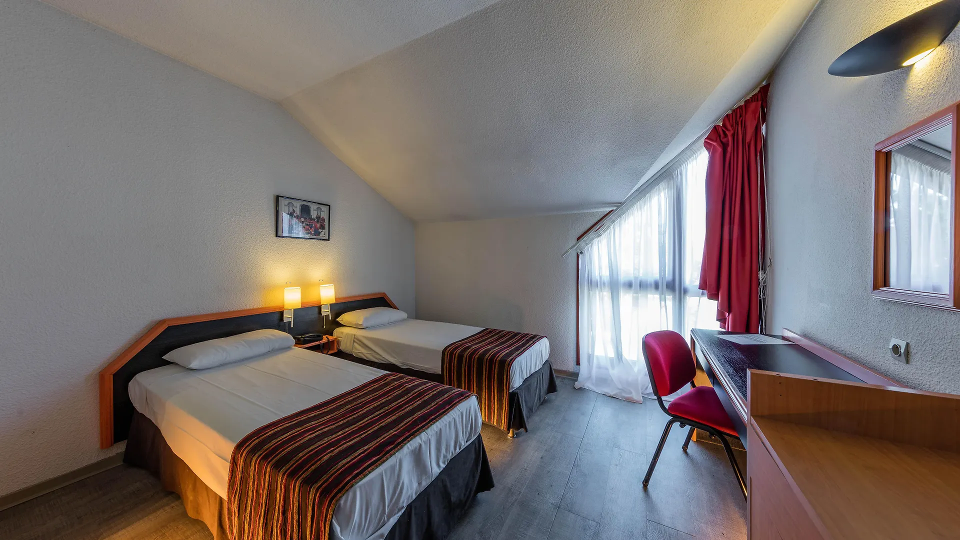 Hotell Noemys Viviers-Du-Lac